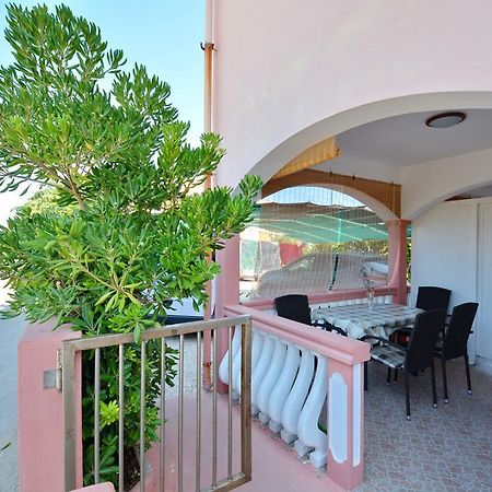 Apartments Sandra Вир Экстерьер фото