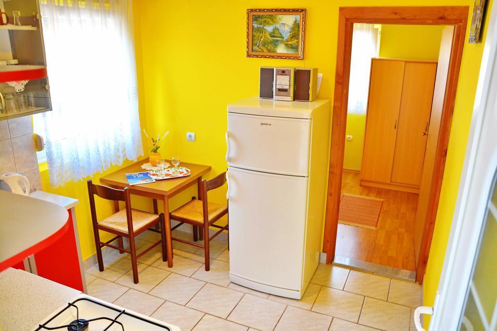 Apartments Sandra Вир Экстерьер фото