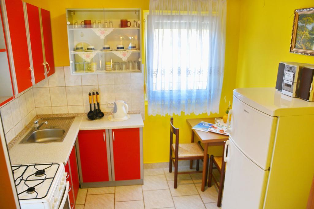 Apartments Sandra Вир Экстерьер фото