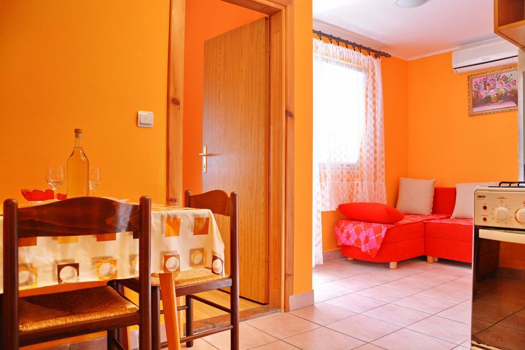 Apartments Sandra Вир Экстерьер фото