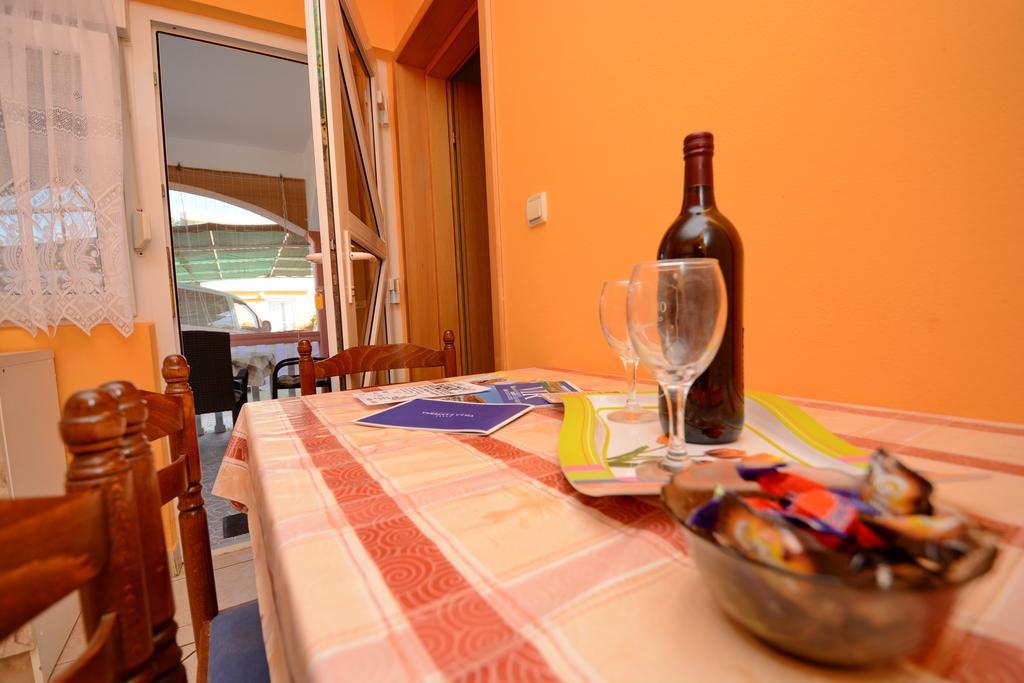 Apartments Sandra Вир Экстерьер фото