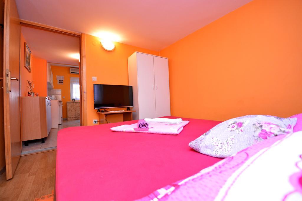 Apartments Sandra Вир Экстерьер фото