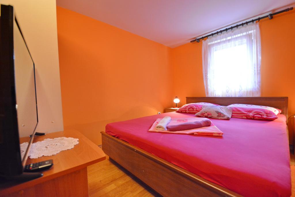 Apartments Sandra Вир Экстерьер фото
